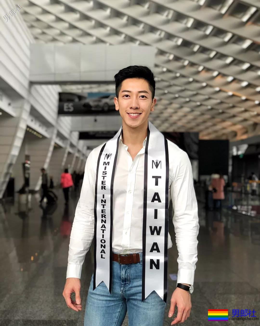 当红综艺肌肉“男宠”，运动型大胸筋肉男模，这身材太Sexy了！ - 51虹马