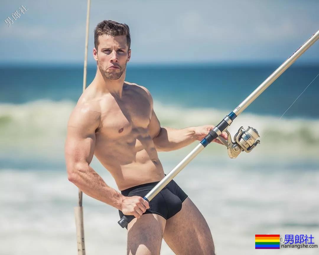 性感男孩在线抖空竹，真想在他腹肌上蹦迪 - 51虹马