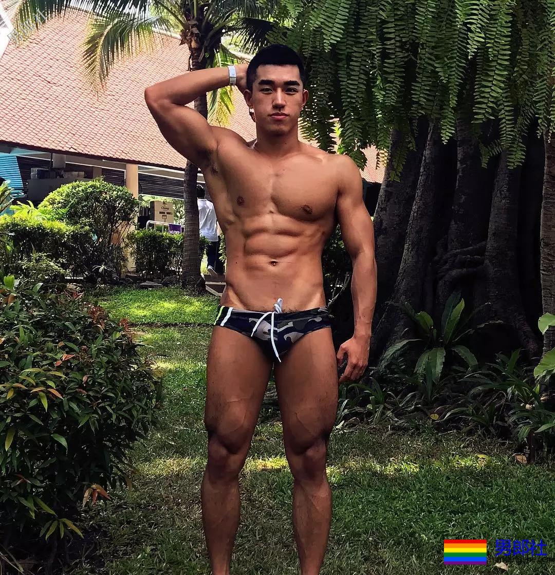 忠犬系内裤男模，亚裔Gogo-boy在ins上放飞自我，​好肉不容错过！ - 51虹马