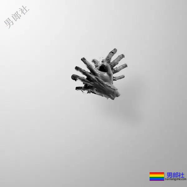 出柜不是两三天，我就用了两三年-51虹马