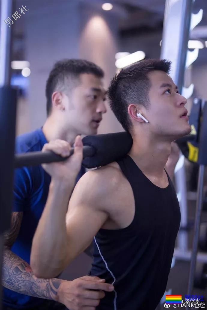 看了HANK爸爸，我想叫他爸爸～ - 51虹马