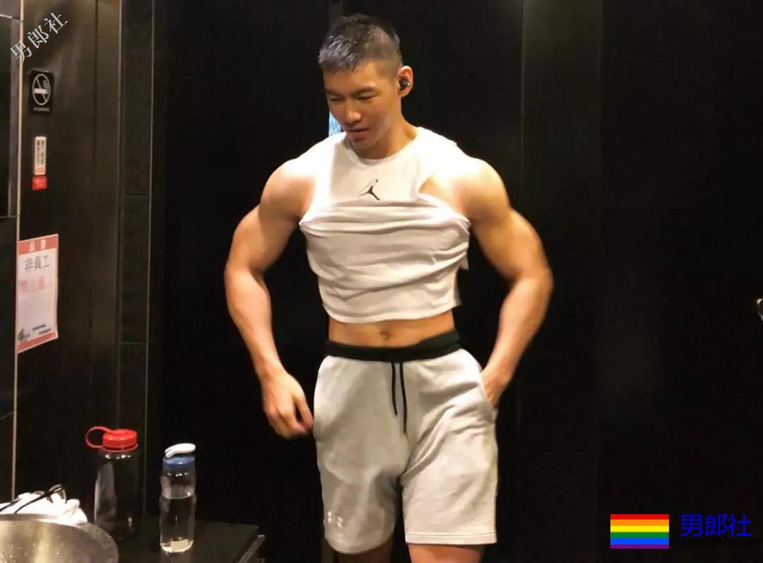 号称18+,不知是真是假？ - 51虹马