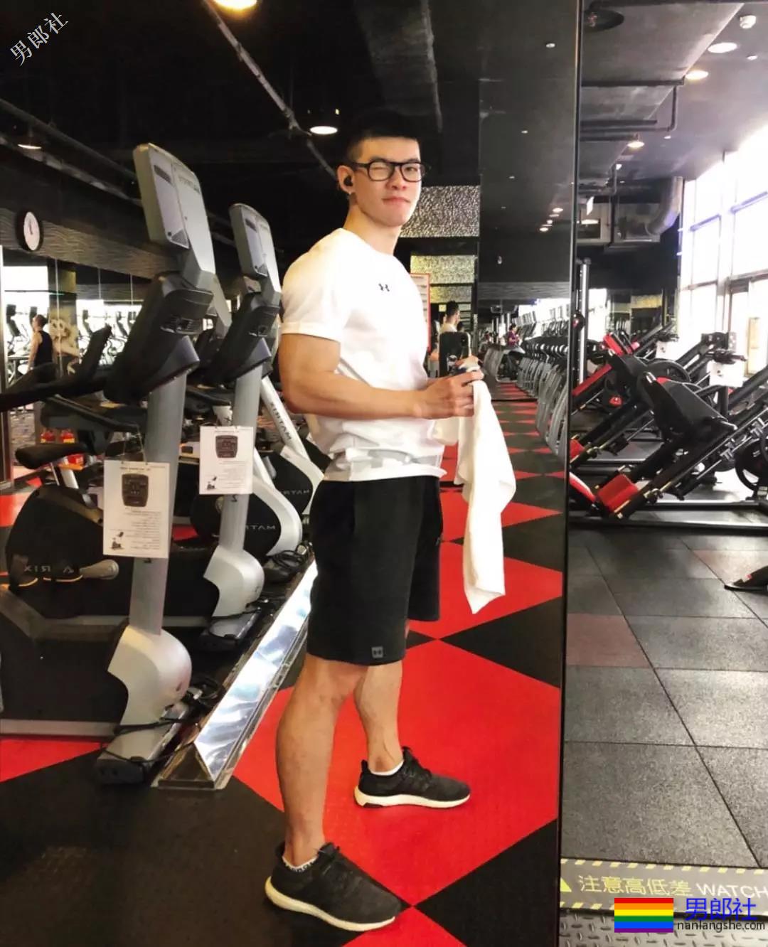 号称18+,不知是真是假？ - 51虹马