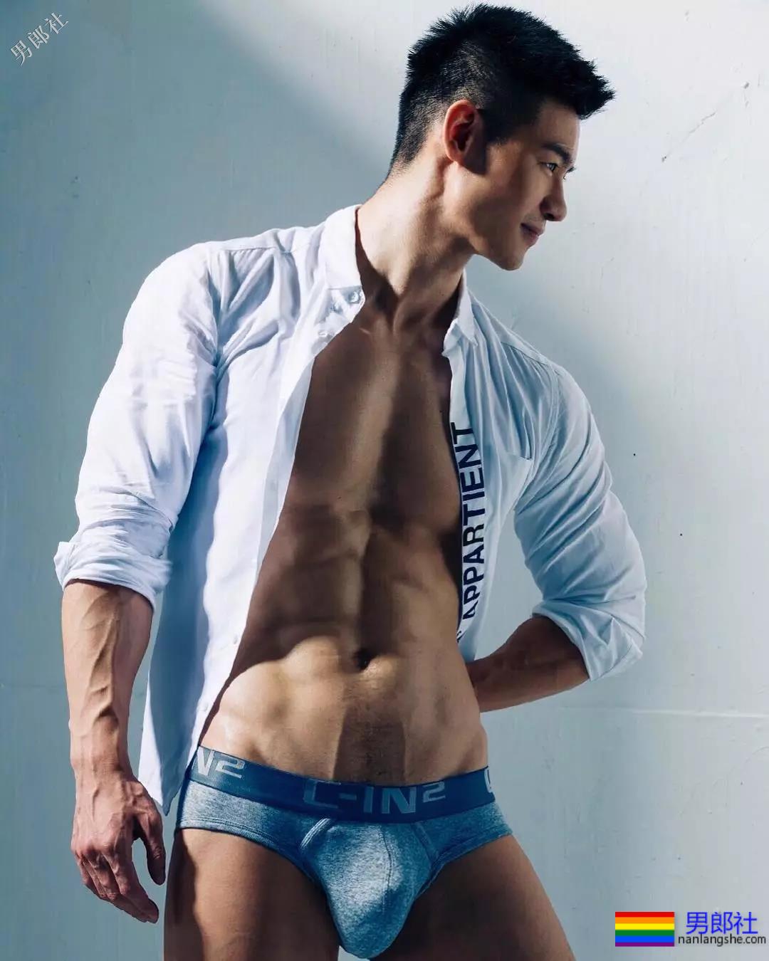 号称18+,不知是真是假？ - 51虹马