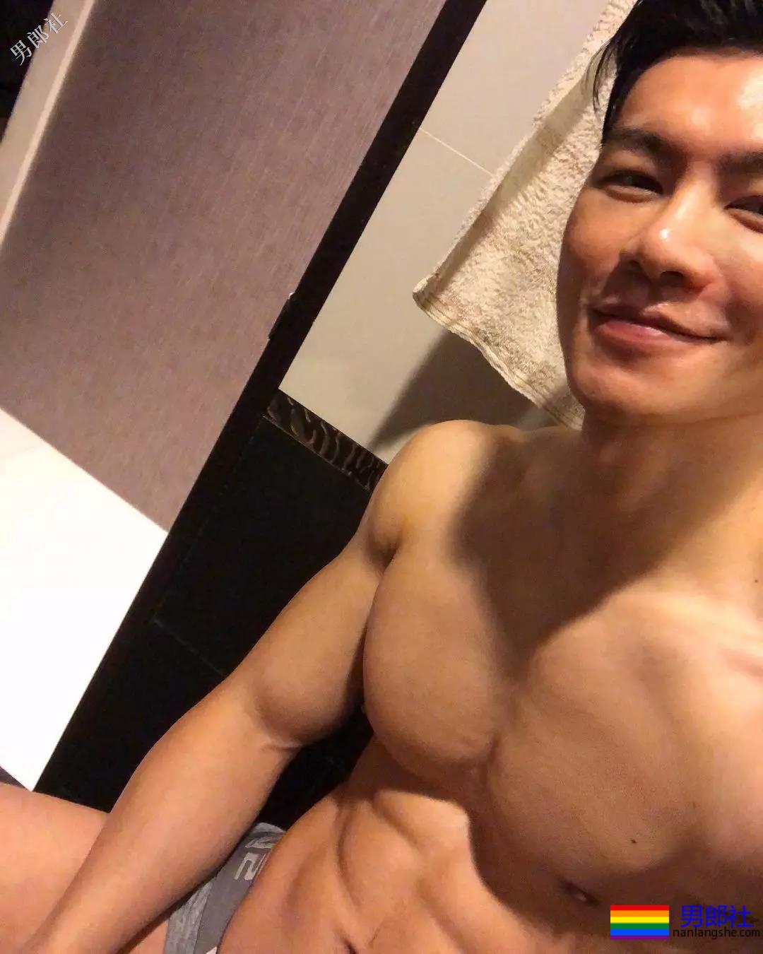 号称18+,不知是真是假？ - 51虹马