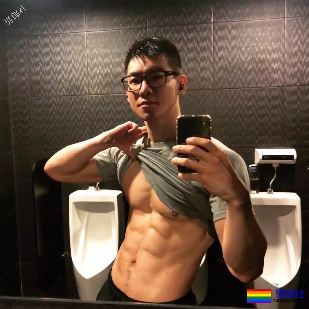 号称18+,不知是真是假？ - 51虹马