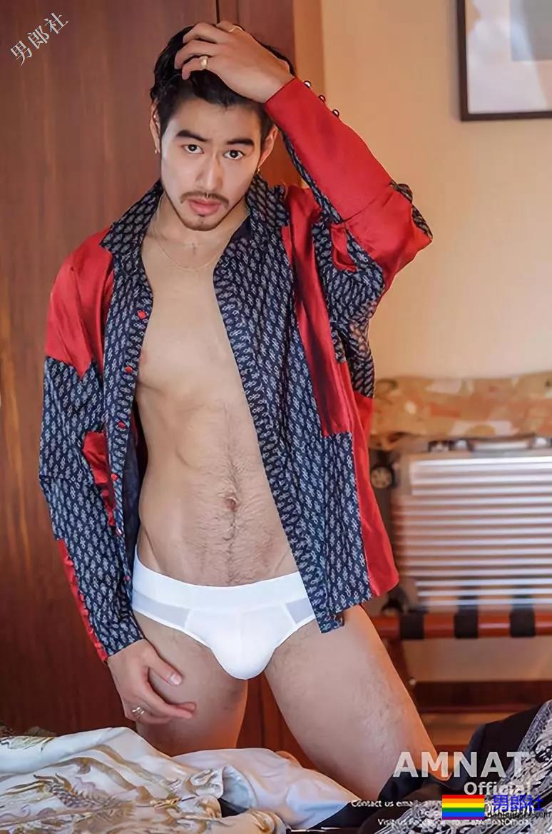 岛国男模把广告变写真,但最好看的是他的... - 51虹马