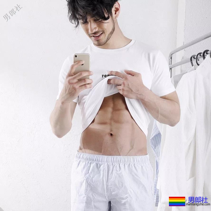 岛国男模把广告变写真,但最好看的是他的... - 51虹马