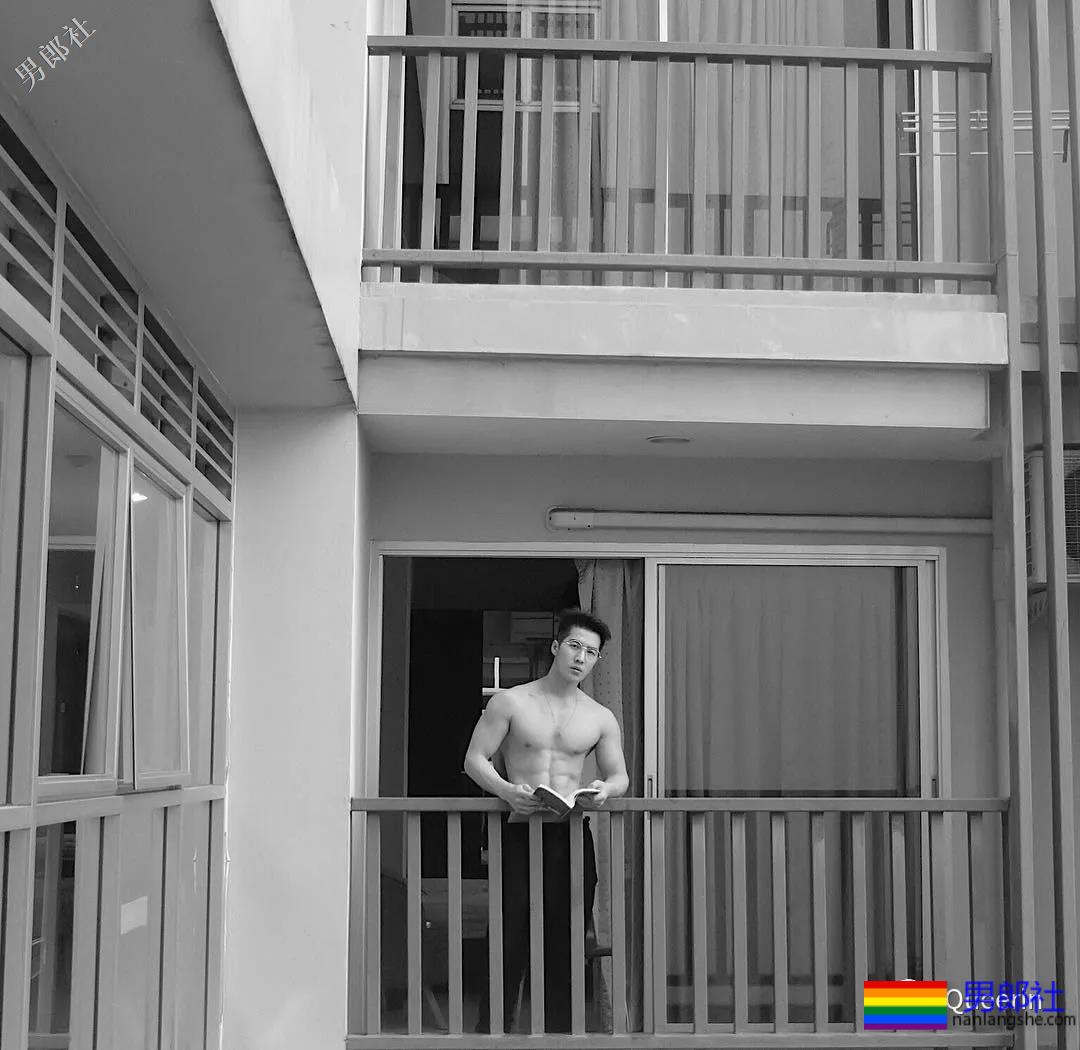 把筋肉男模拍成这样，眼睛都辣瞎 - 51虹马