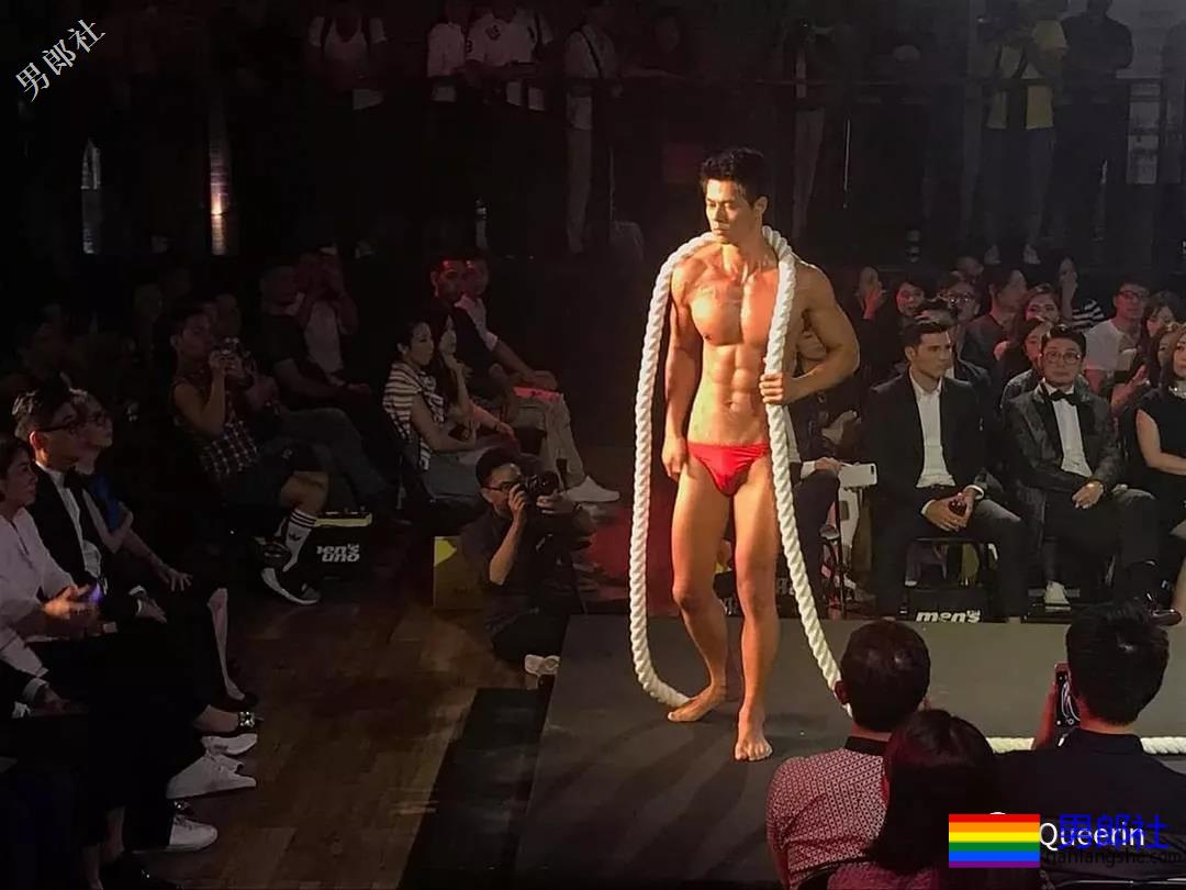 电眼肌肉男模竟还拍过blued广告！我又可以了 - 51虹马