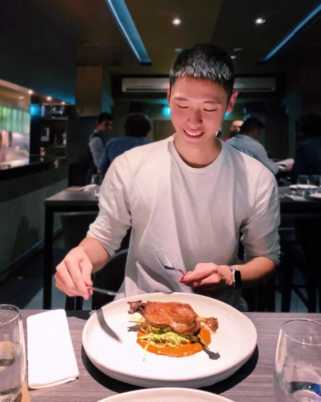 票选同志天菜薄肌小奶狗，少年感白嫩肌肉身材太美好！ - 51虹马