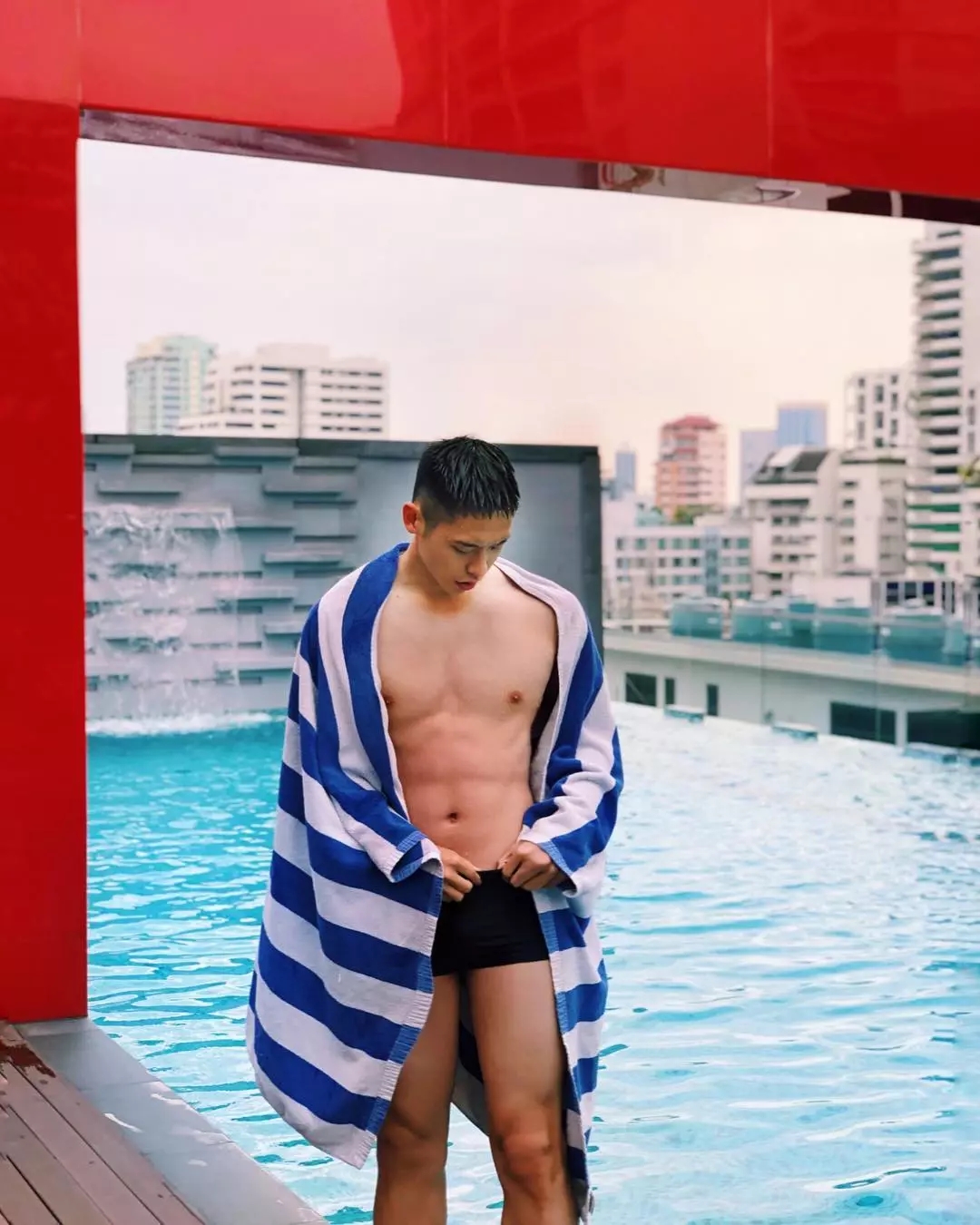 票选同志天菜薄肌小奶狗，少年感白嫩肌肉身材太美好！ - 51虹马