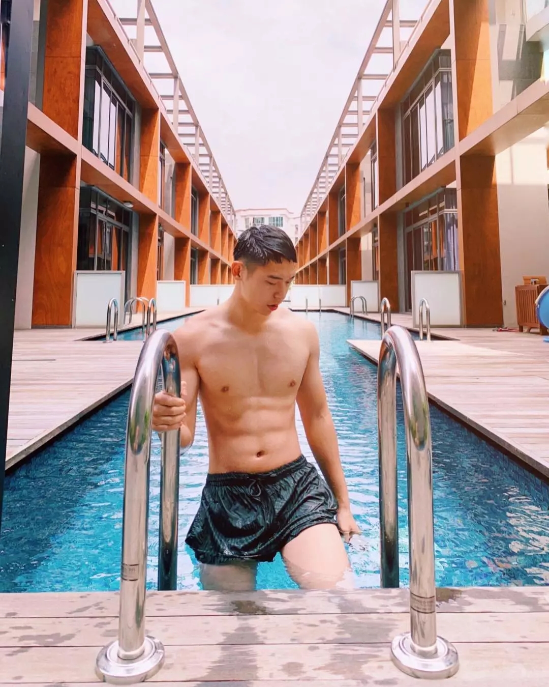 票选同志天菜薄肌小奶狗，少年感白嫩肌肉身材太美好！ - 51虹马