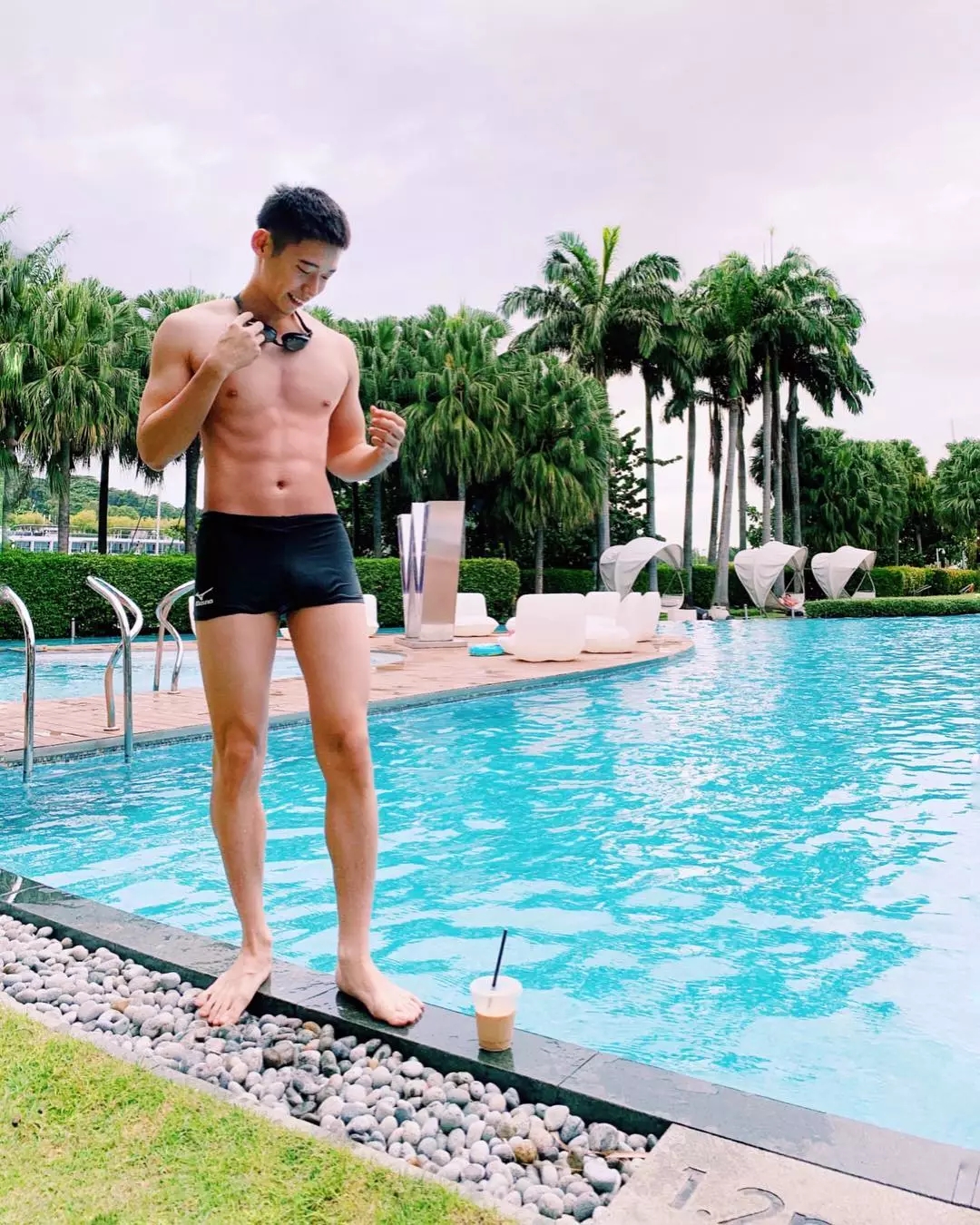 票选同志天菜薄肌小奶狗，少年感白嫩肌肉身材太美好！ - 51虹马