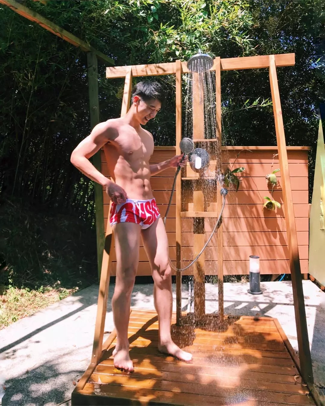 票选同志天菜薄肌小奶狗，少年感白嫩肌肉身材太美好！ - 51虹马