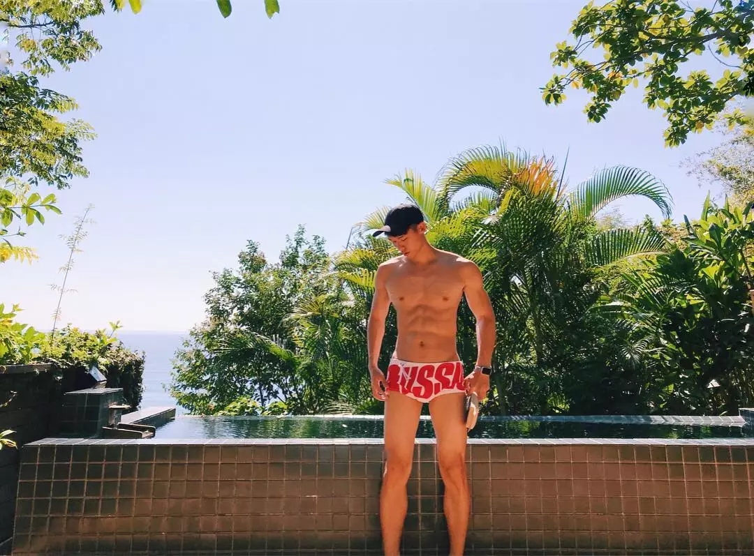 票选同志天菜薄肌小奶狗，少年感白嫩肌肉身材太美好！ - 51虹马