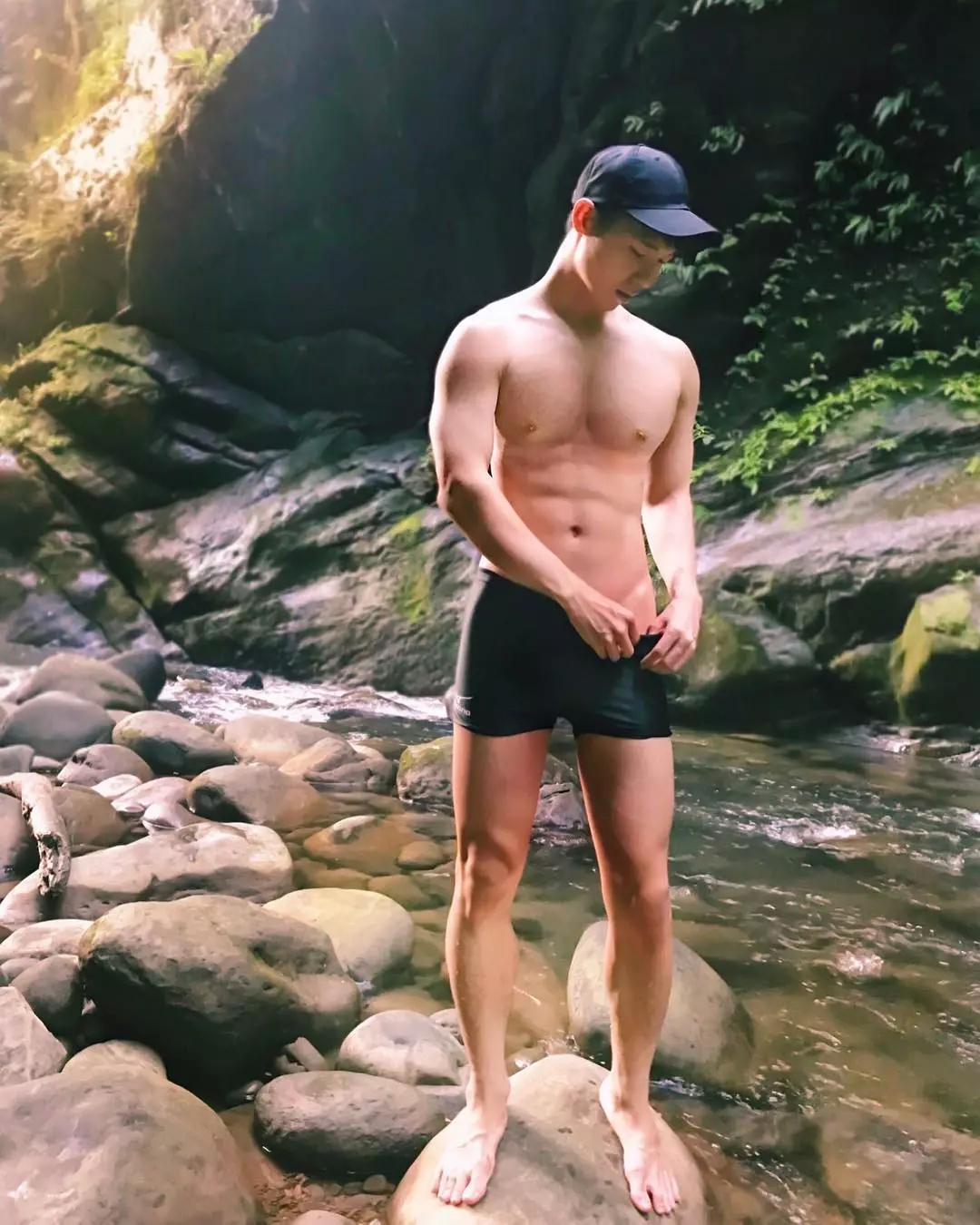 票选同志天菜薄肌小奶狗，少年感白嫩肌肉身材太美好！ - 51虹马