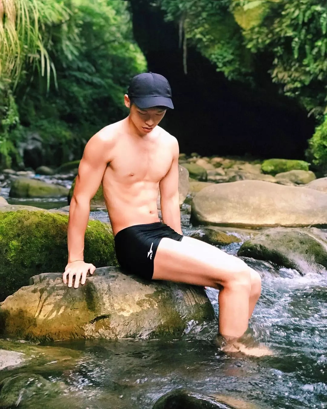 票选同志天菜薄肌小奶狗，少年感白嫩肌肉身材太美好！ - 51虹马