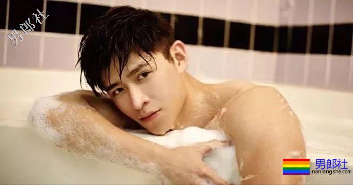 肌肉网红公开卖“原味”被网友调戏，奶凶天菜鲜肉太会玩了！ - 51虹马