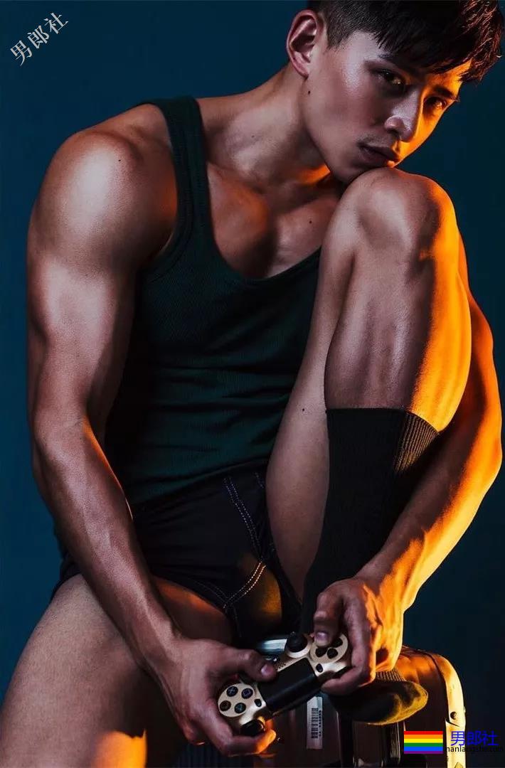 肌肉网红公开卖“原味”被网友调戏,奶凶天菜鲜肉太会玩了! - 51虹马 肌肉网红公开卖“原味”被网友调戏,奶凶天菜鲜肉太会玩了! - 51虹马