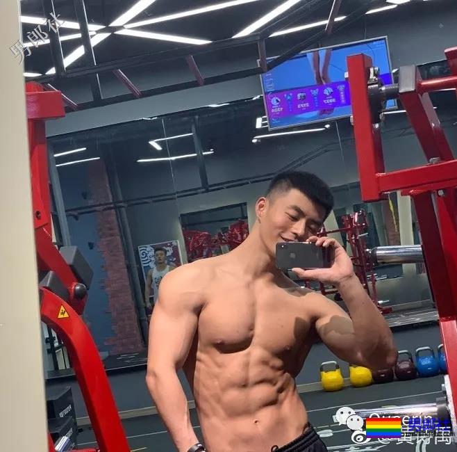 最帅协警转型做教练，他妈竟然还说他丑？ - 51虹马