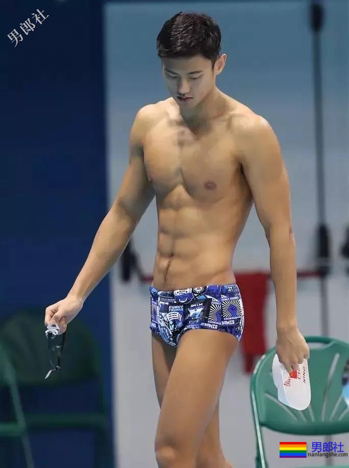 新人辈出！游泳小将泳裤实力“大”过宁泽涛？ - 51虹马