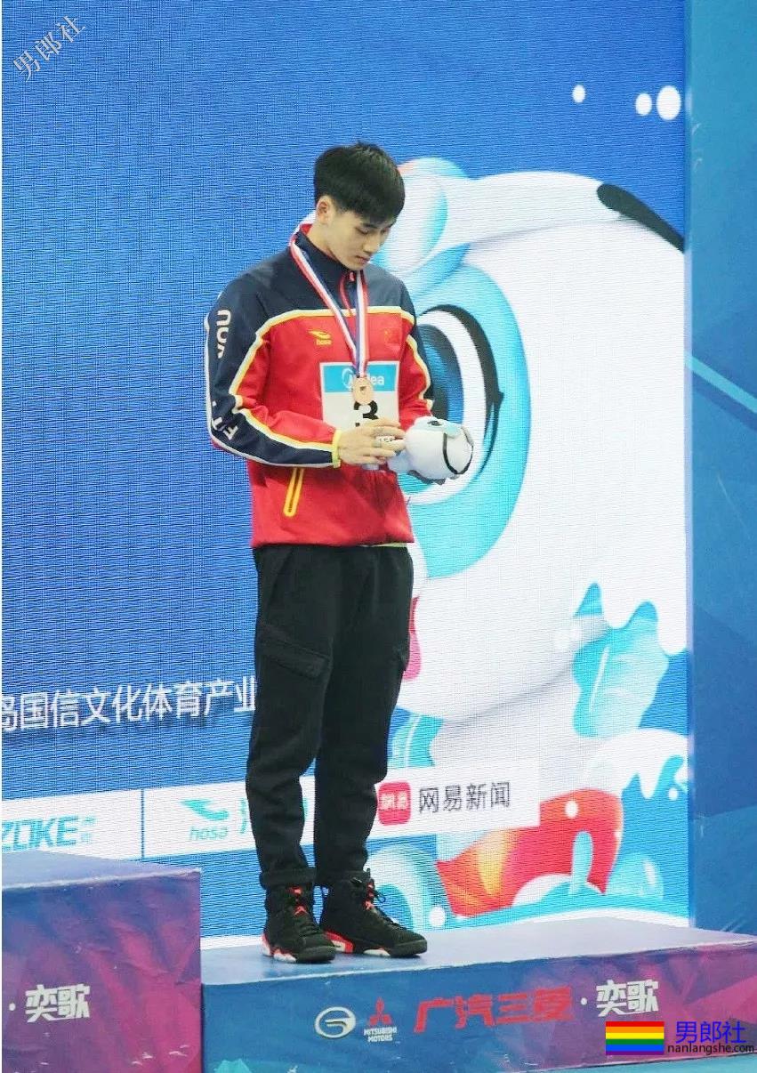 新人辈出！游泳小将泳裤实力“大”过宁泽涛？ - 51虹马