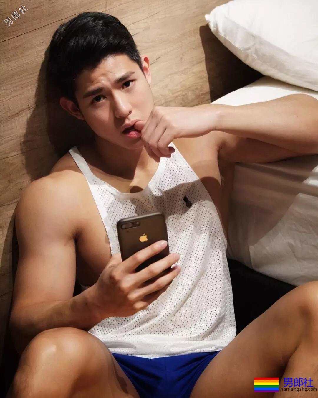 夏天来了，快车司机的短裤太短了！ - 51虹马