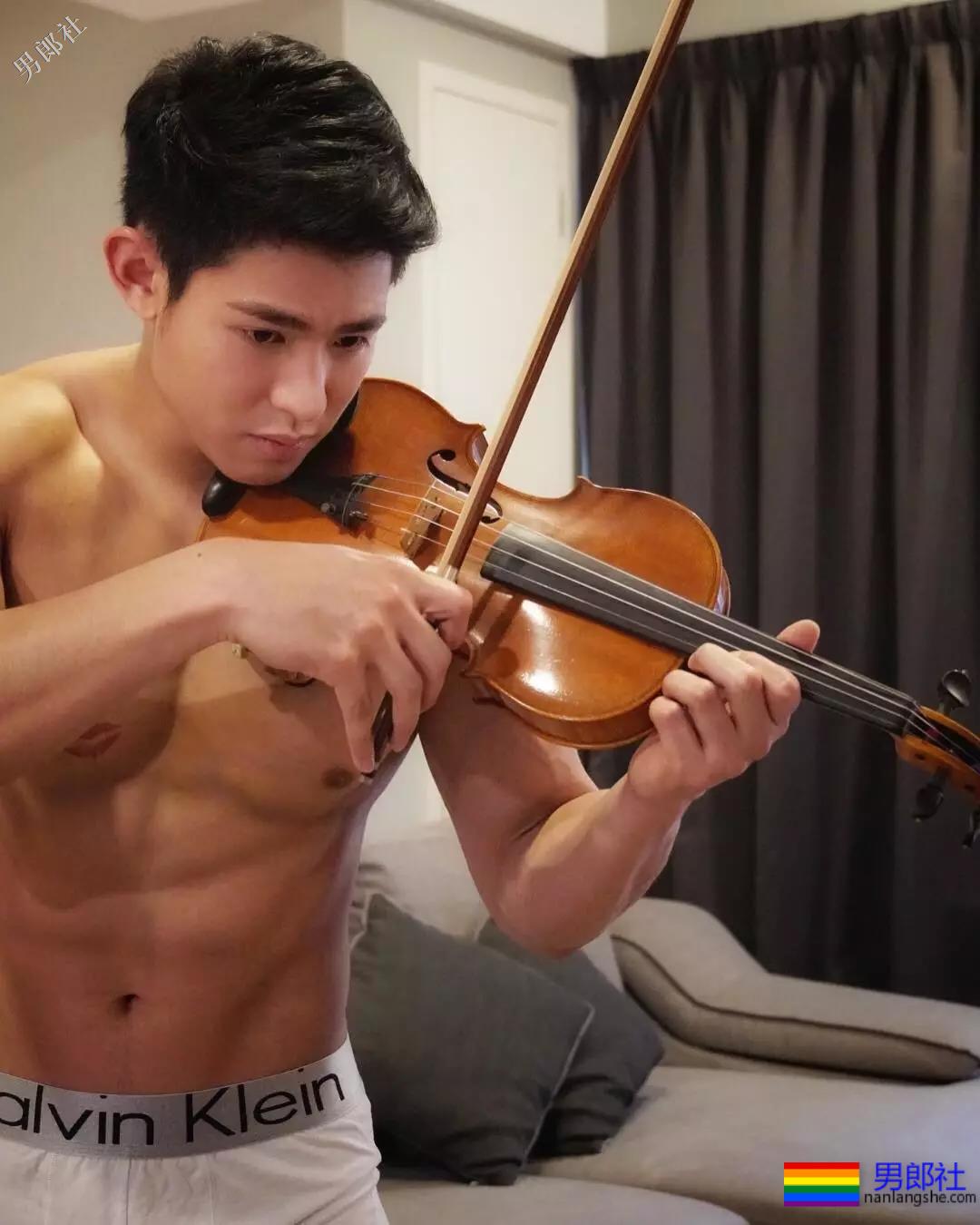 夏天来了，快车司机的短裤太短了！ - 51虹马