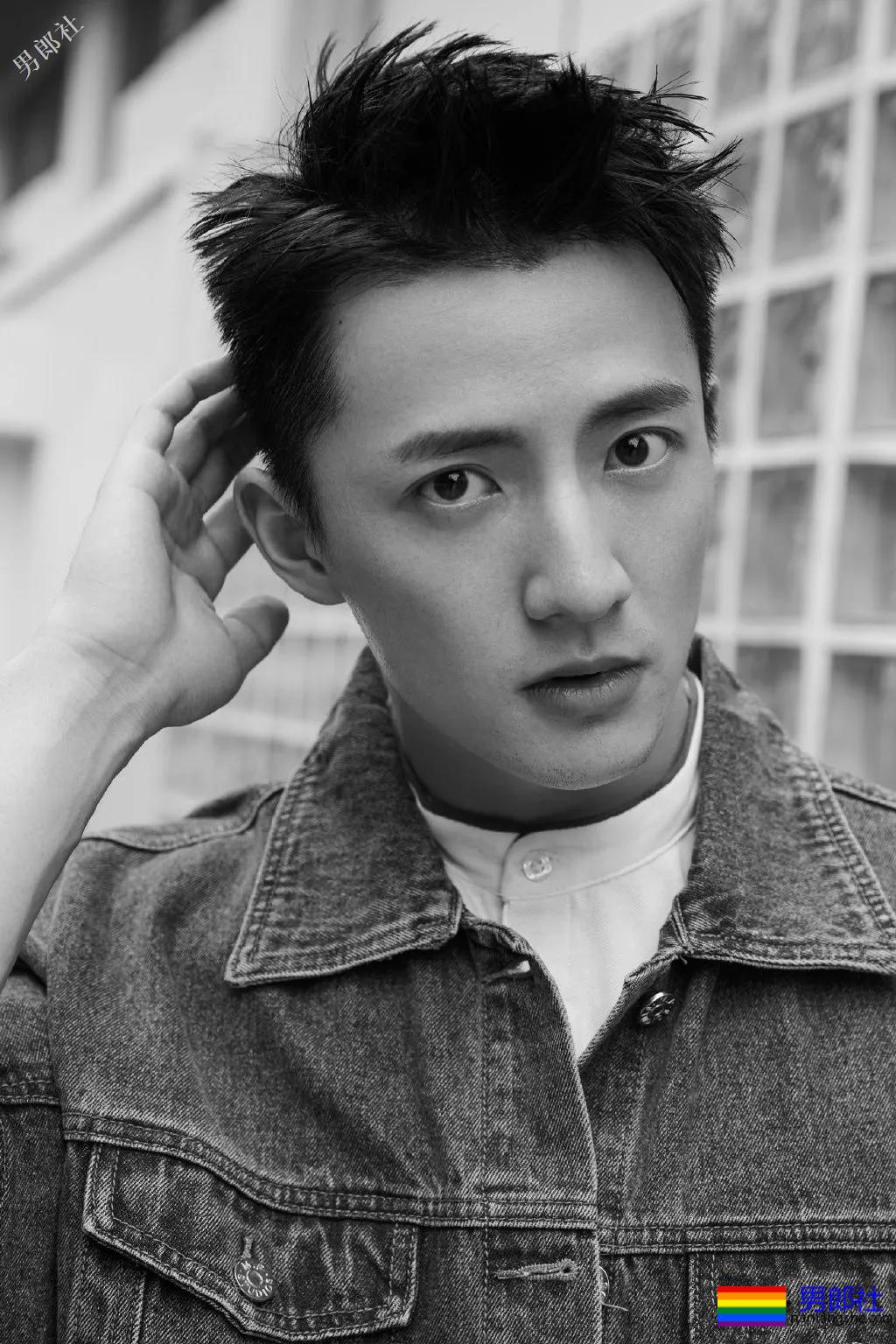 硬核兄弟情又来了？双男主出场就秀身材，又遭遇咸猪手！ - 51虹马