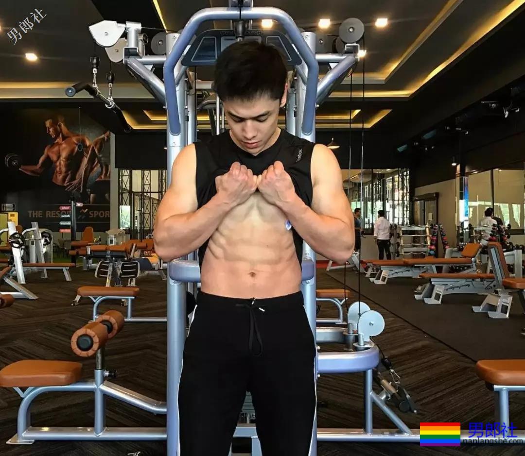 4位男生天菜！颜高肉美活儿好！ - 51虹马