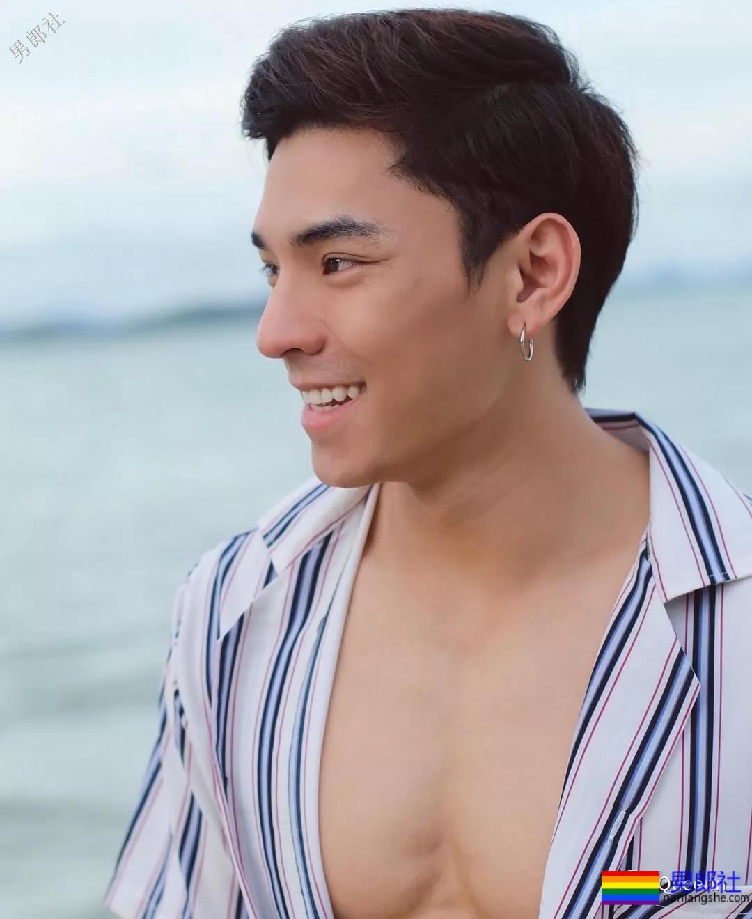 十八线演员杰克帝遭盗图，私照让人大呼可以 - 51虹马