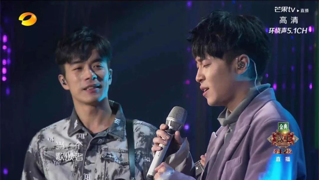 歌手变大型出柜现场？吴青峰刘家凯只差一个吻 - 51虹马