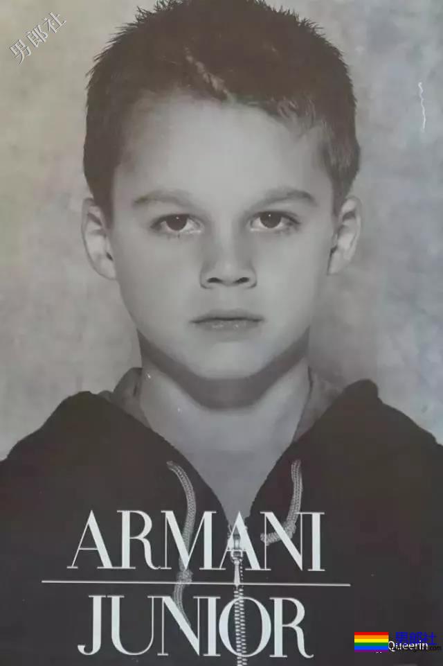 最性感数学老师情变，配文“两个爸爸”疑似出柜？ - 51虹马