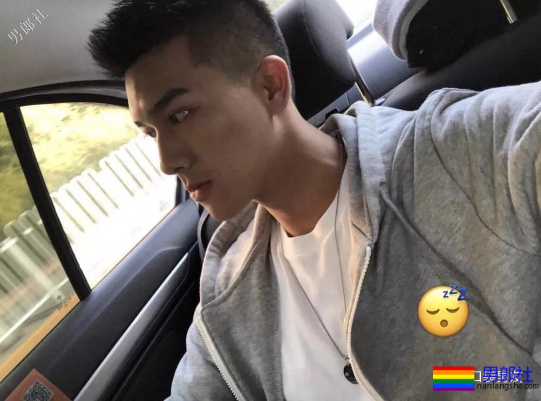 粉嘟嘟，可攻可守，大鼻子！打莊极强 - 51虹马