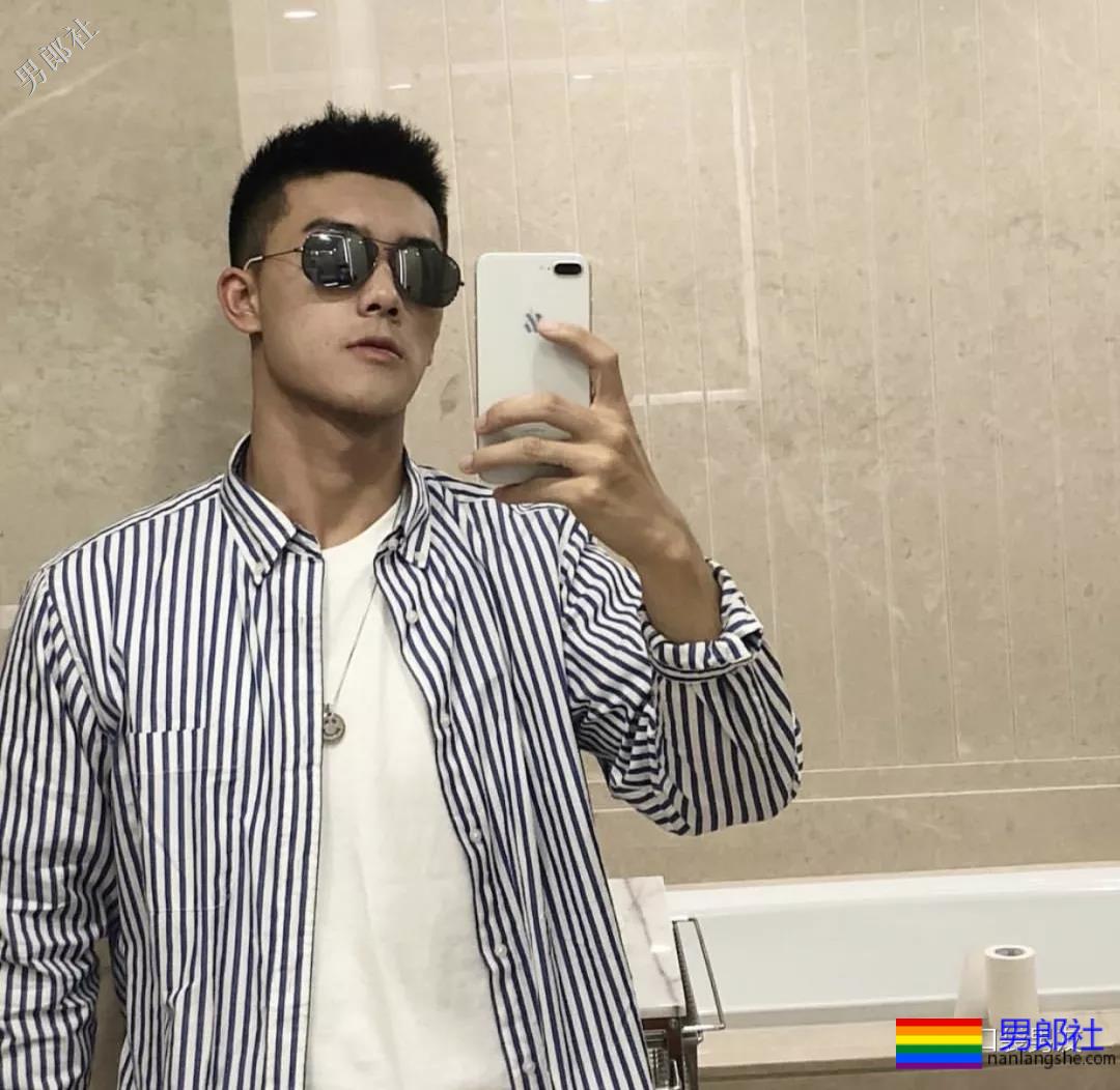 粉嘟嘟，可攻可守，大鼻子！打莊极强 - 51虹马