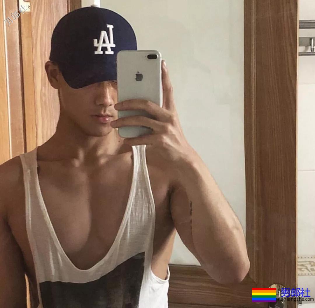 粉嘟嘟，可攻可守，大鼻子！打莊极强 - 51虹马