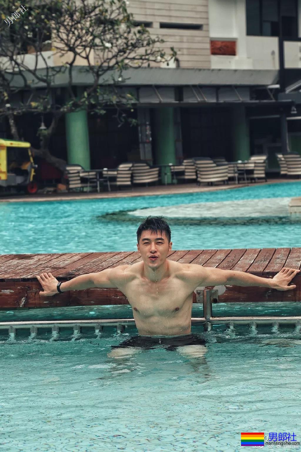 高云翔被起诉，可惜了袁福福，这个呆萌筋肉男孩我可以！ - 51虹马