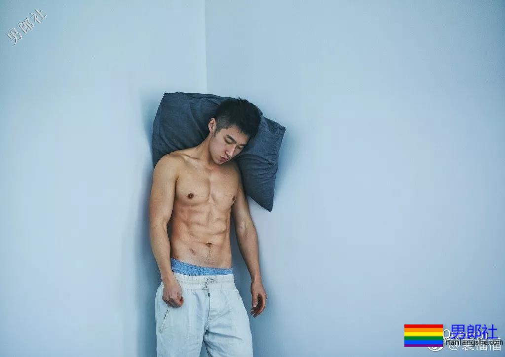 高云翔被起诉，可惜了袁福福，这个呆萌筋肉男孩我可以！ - 51虹马