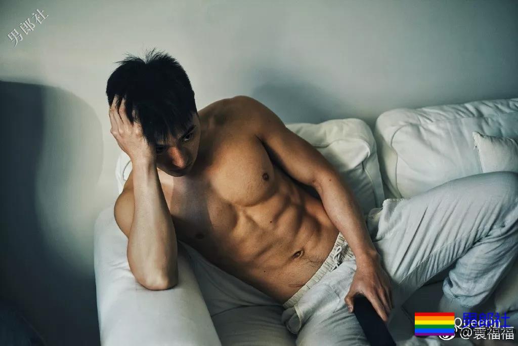 高云翔被起诉，可惜了袁福福，这个呆萌筋肉男孩我可以！ - 51虹马