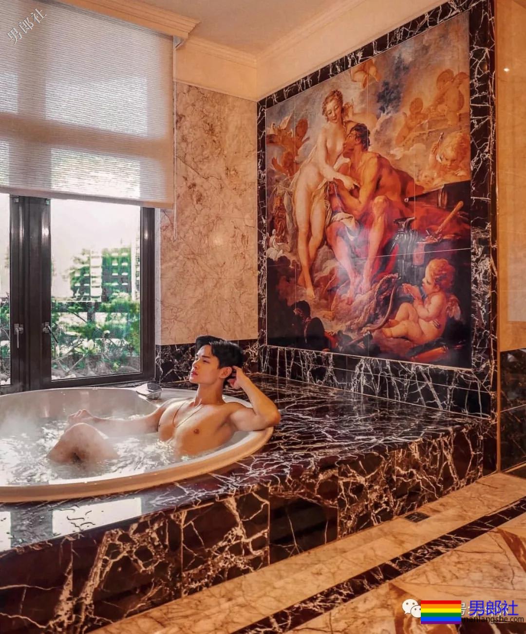 ins肌肉小帅哥把生活照拍出了大片的感觉 - 51虹马