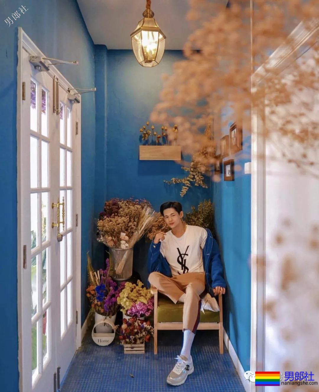 ins肌肉小帅哥把生活照拍出了大片的感觉 - 51虹马