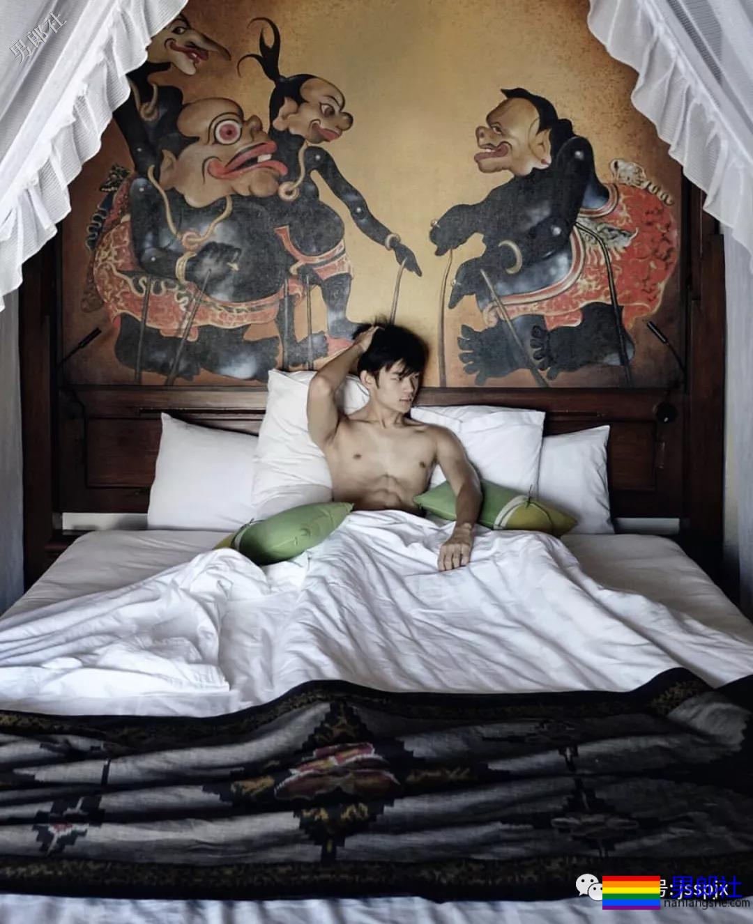 ins肌肉小帅哥把生活照拍出了大片的感觉 - 51虹马