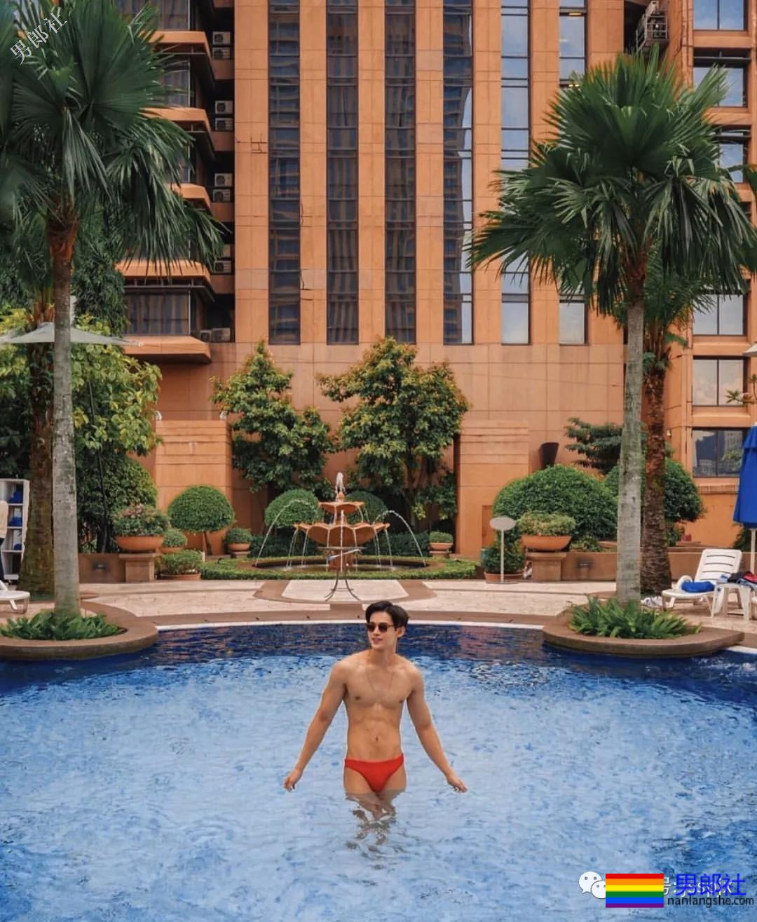 ins肌肉小帅哥把生活照拍出了大片的感觉 - 51虹马