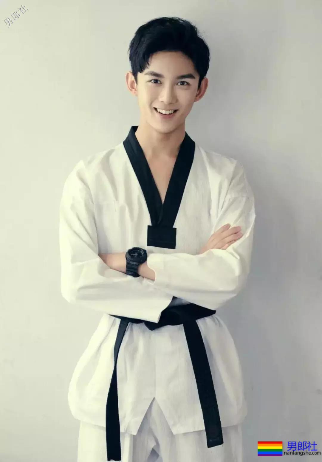 秒杀陈凯歌儿子？北影第一名颜值爆表似宋仲基 - 51虹马