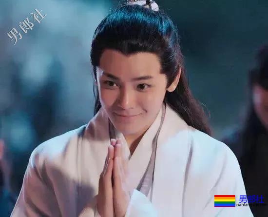 新版《倩女幽魂》宁采臣，竟是个院中冲凉秀肌肉的彪悍少年！奶凶奶凶的！ - 51虹马