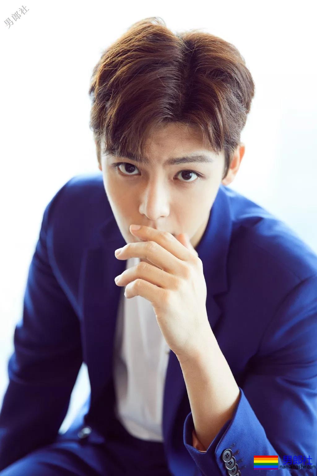 新版《倩女幽魂》宁采臣，竟是个院中冲凉秀肌肉的彪悍少年！奶凶奶凶的！ - 51虹马