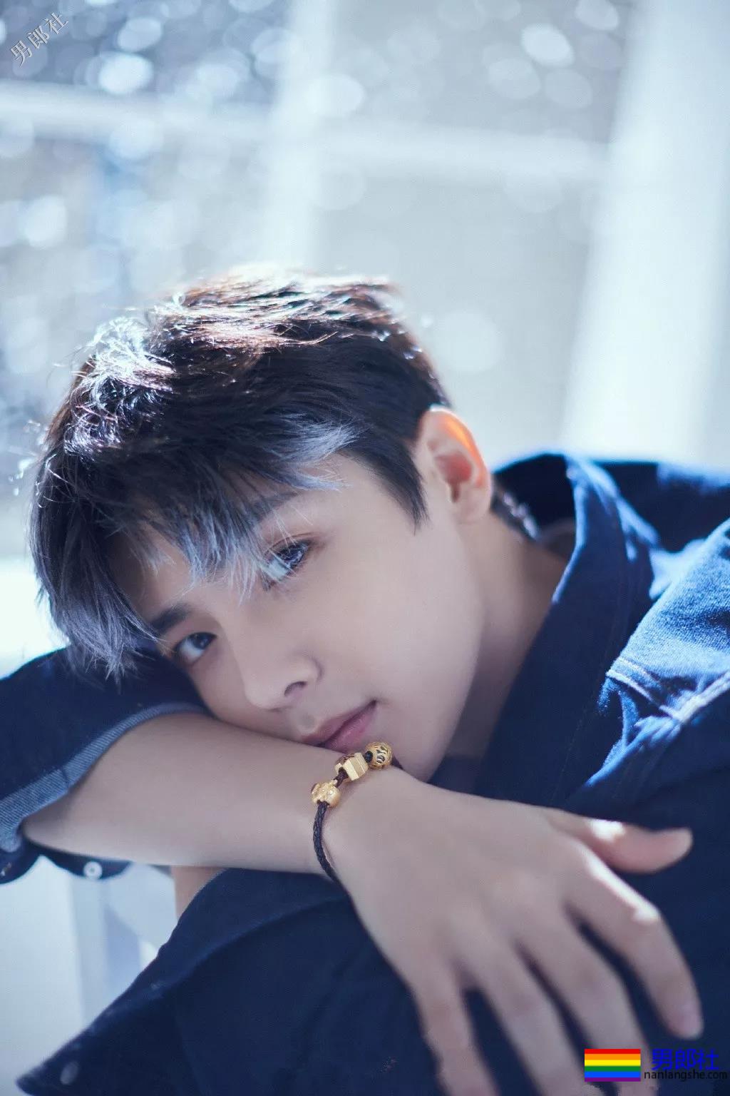 新版《倩女幽魂》宁采臣，竟是个院中冲凉秀肌肉的彪悍少年！奶凶奶凶的！ - 51虹马