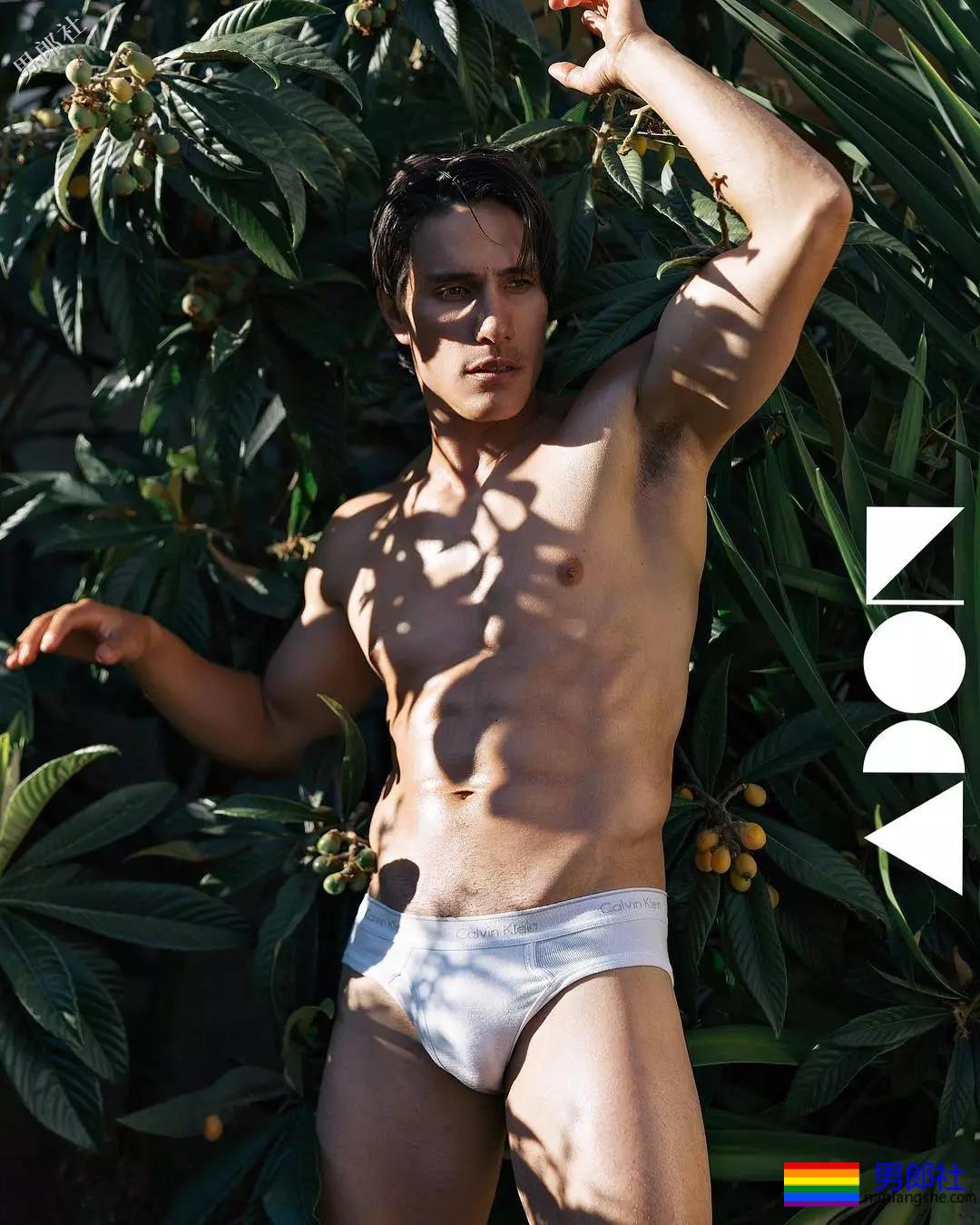 洪晓龙樊野加伟健，这肌肉摄影师还有多少惊喜我们不知道？ - 51虹马