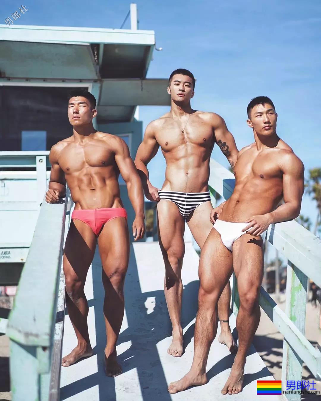 洪晓龙樊野加伟健，这肌肉摄影师还有多少惊喜我们不知道？ - 51虹马